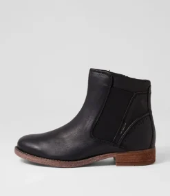 Sienna 35 Black Leather Chelsea Boots