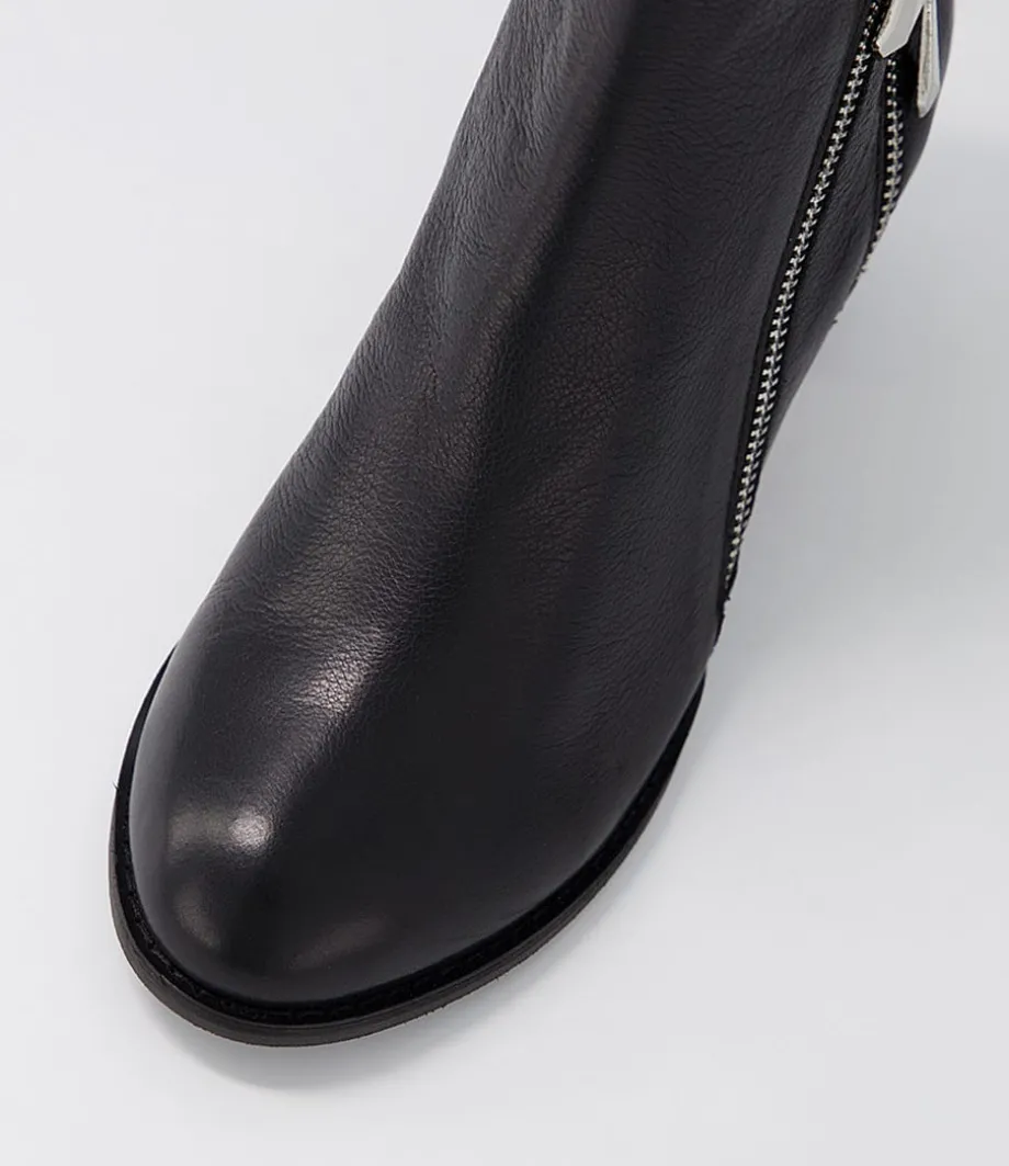 Slaine Black Leather Chelsea Boots