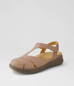 Sofzie Xf Taupe Leather Flat Shoes
