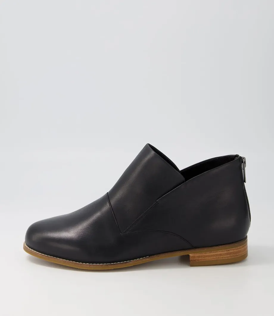 Thiem Xf Black Leather Ankle Boots