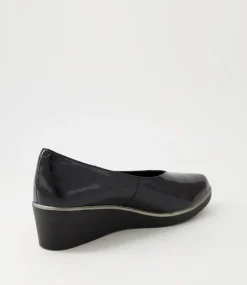 Umme Black Patent Leather Wedge Heels