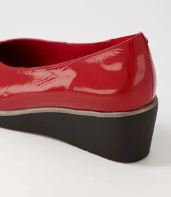 Umme Dark Red Patent Leather Wedges