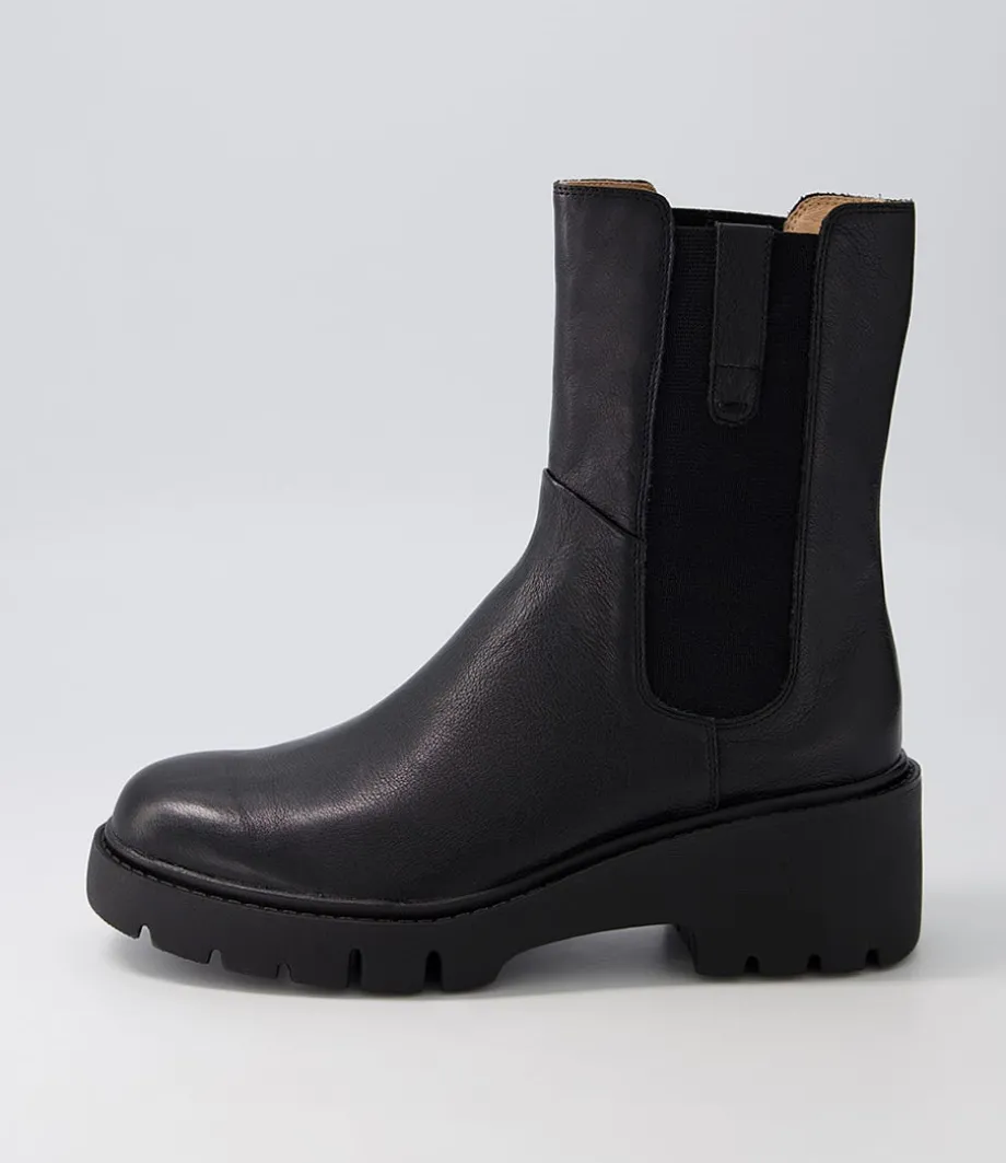 Unita Black Leather Chelsea Boots