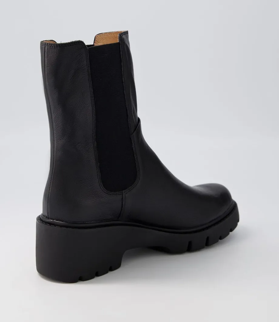 Unita Black Leather Chelsea Boots