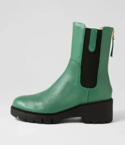 Unita Emerald Black Leather Chelsea Boots