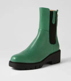 Unita Emerald Black Leather Chelsea Boots