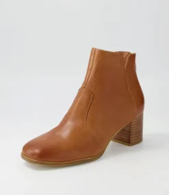 Vascal Tan Leather Ankle Boots