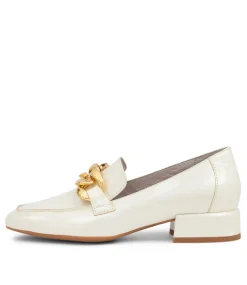 Vivandy White Shrunken Patent Heels