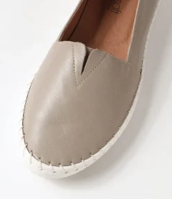 Wicker Mushroom Leather Loafers