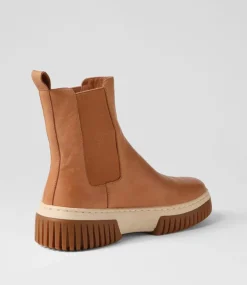 Yaella Tan Vanilla Gum Sole Leather Chelsea Boots