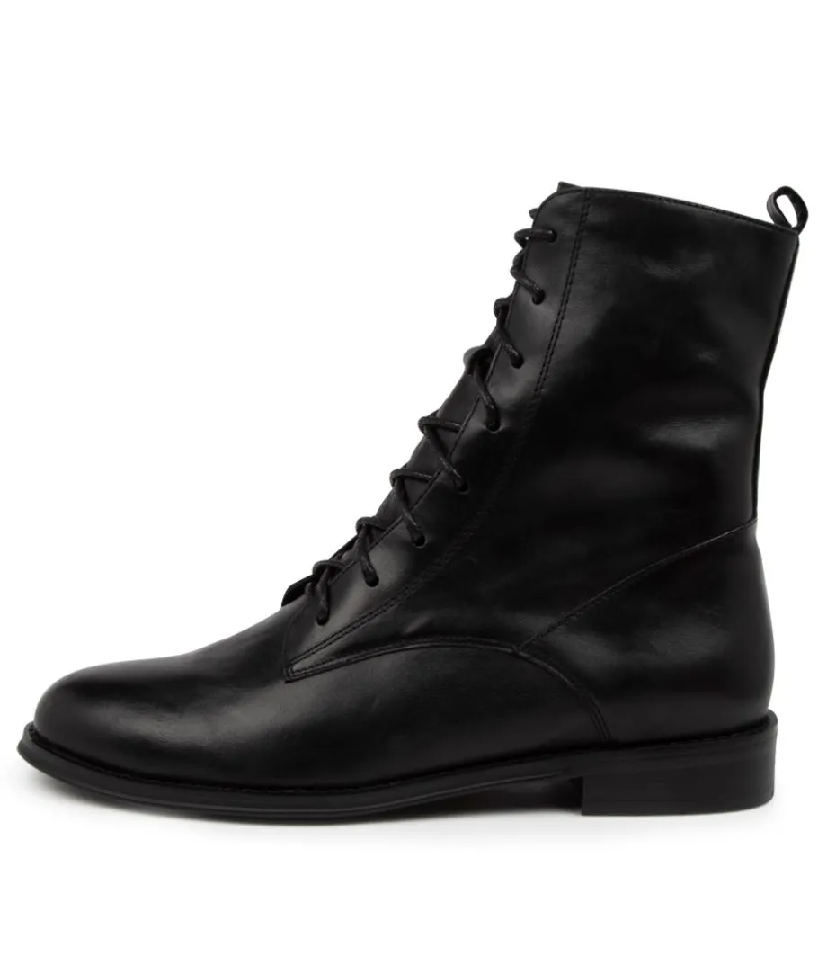 Yago Black Leather