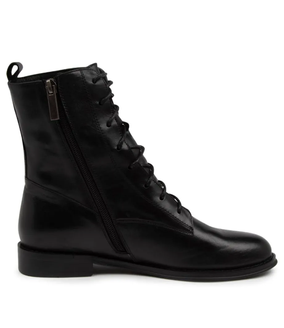 Yago Black Leather
