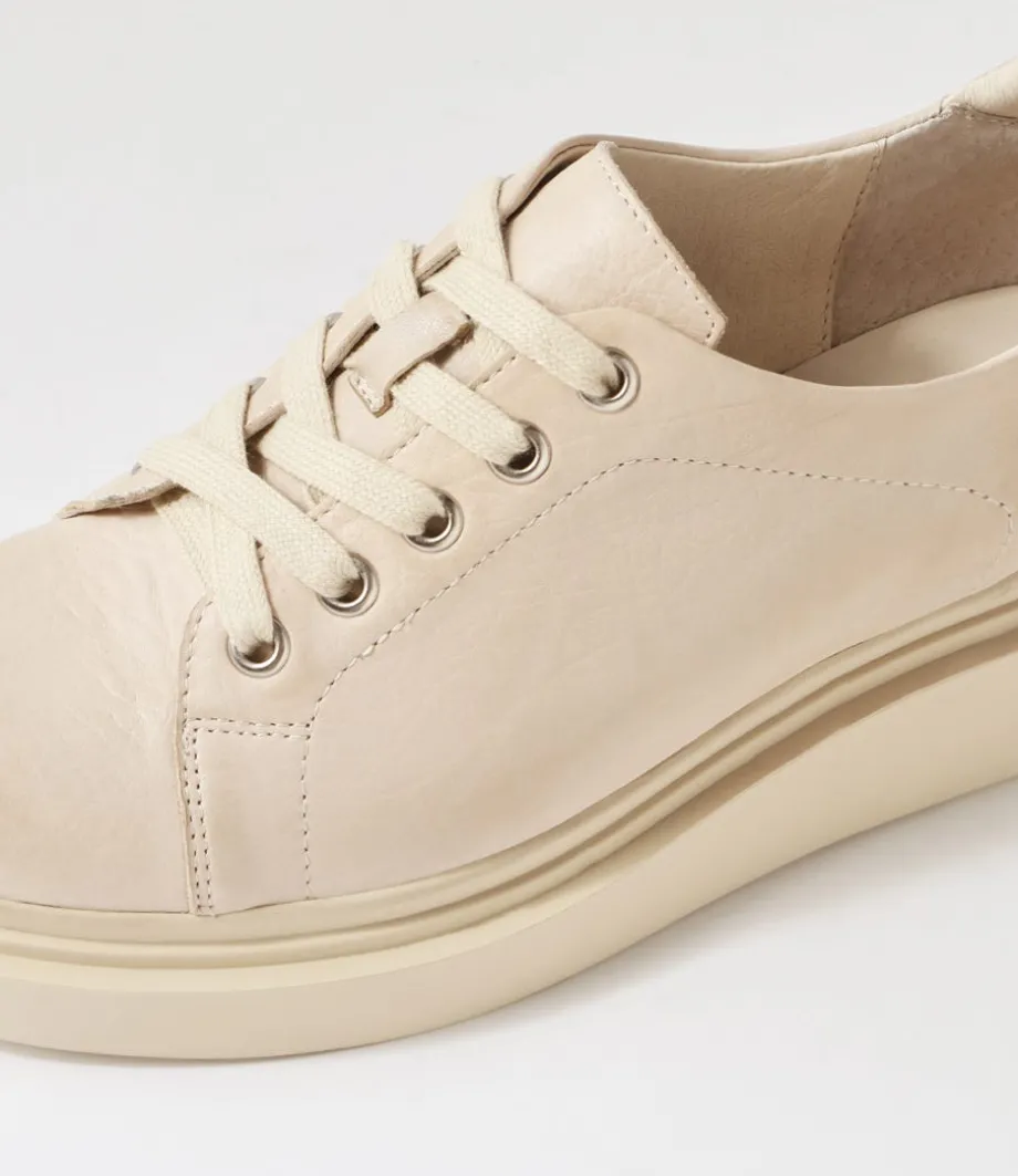 Zilyar Milk Leather Lace Up Flats